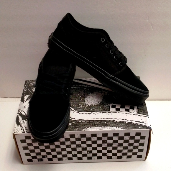 Vans Chukka Low Blackout - Picture 5 of 7